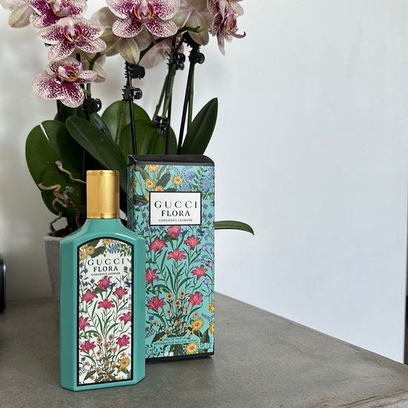 Gucci Accessories - Gucci Flora Perfume
